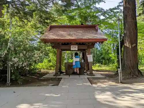 長者山新羅神社の手水