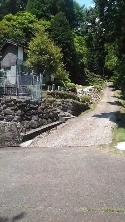 三所神社の周辺
