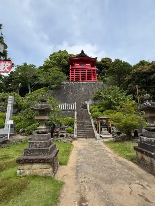 浪切不動院の{uncategorized: "未分類", other: "その他", undefined: "問題あり", building: "その他建物", grave: "お墓", sacred_gate: "鳥居", guardian: "狛犬", statue: "像", buddha: "仏像", history: "歴史", nature: "自然", garden: "庭園", animal: "動物", pagoda: "塔", temizu: "手水舎", mountain_gate: "山門・神門", sanctuary: "本殿・本堂", subordinate: "末社・摂社", art: "芸術", scenery: "景色", jizo: "地蔵", ema: "絵馬", goshuin: "御朱印", omikuji: "おみくじ", items: "授与品その他", amulet: "お守り", goshuincho: "御朱印帳", eats: "食事", festival: "お祭り", votive_dance: "神楽", shichigosan: "七五三参", wedding: "結婚式", experience: "体験その他", initially: "初詣", around: "周辺", anti_infection: "感染症対策"}