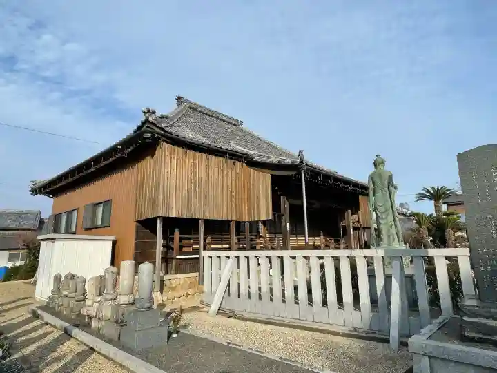 林昌院の{uncategorized: "未分類", other: "その他", undefined: "問題あり", building: "その他建物", grave: "お墓", sacred_gate: "鳥居", guardian: "狛犬", statue: "像", buddha: "仏像", history: "歴史", nature: "自然", garden: "庭園", animal: "動物", pagoda: "塔", temizu: "手水舎", mountain_gate: "山門・神門", sanctuary: "本殿・本堂", subordinate: "末社・摂社", art: "芸術", scenery: "景色", jizo: "地蔵", ema: "絵馬", goshuin: "御朱印", omikuji: "おみくじ", items: "授与品その他", amulet: "お守り", goshuincho: "御朱印帳", eats: "食事", festival: "お祭り", votive_dance: "神楽", shichigosan: "七五三参", wedding: "結婚式", experience: "体験その他", initially: "初詣", around: "周辺", anti_infection: "感染症対策"}