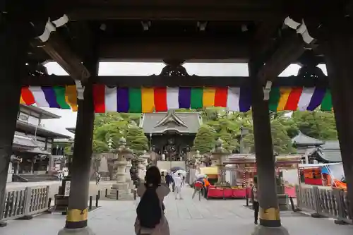 成田山新勝寺の山門