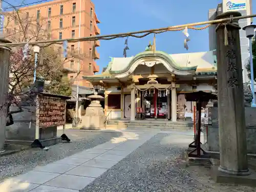 綱敷天神社の本殿・本堂