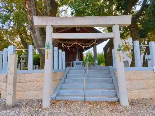 直会神社の鳥居