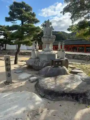 大願寺の{uncategorized: "未分類", other: "その他", undefined: "問題あり", building: "その他建物", grave: "お墓", sacred_gate: "鳥居", guardian: "狛犬", statue: "像", buddha: "仏像", history: "歴史", nature: "自然", garden: "庭園", animal: "動物", pagoda: "塔", temizu: "手水舎", mountain_gate: "山門・神門", sanctuary: "本殿・本堂", subordinate: "末社・摂社", art: "芸術", scenery: "景色", jizo: "地蔵", ema: "絵馬", goshuin: "御朱印", omikuji: "おみくじ", items: "授与品その他", amulet: "お守り", goshuincho: "御朱印帳", eats: "食事", festival: "お祭り", votive_dance: "神楽", shichigosan: "七五三参", wedding: "結婚式", experience: "体験その他", initially: "初詣", around: "周辺", anti_infection: "感染症対策"}