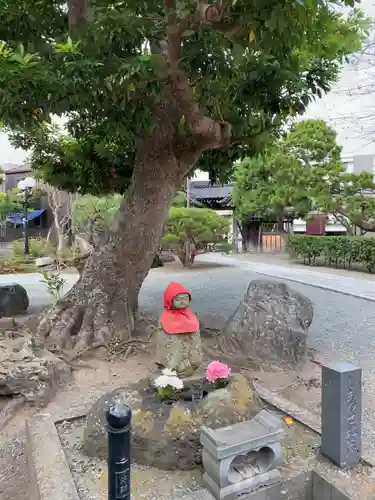 本覚寺の地蔵