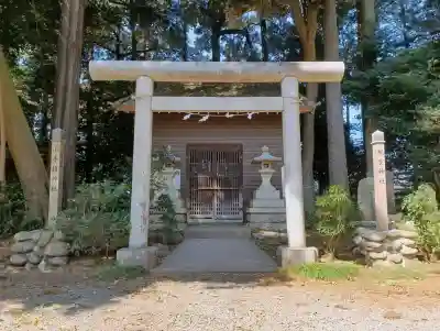 北野天神社の{uncategorized: "未分類", other: "その他", undefined: "問題あり", building: "その他建物", grave: "お墓", sacred_gate: "鳥居", guardian: "狛犬", statue: "像", buddha: "仏像", history: "歴史", nature: "自然", garden: "庭園", animal: "動物", pagoda: "塔", temizu: "手水舎", mountain_gate: "山門・神門", sanctuary: "本殿・本堂", subordinate: "末社・摂社", art: "芸術", scenery: "景色", jizo: "地蔵", ema: "絵馬", goshuin: "御朱印", omikuji: "おみくじ", items: "授与品その他", amulet: "お守り", goshuincho: "御朱印帳", eats: "食事", festival: "お祭り", votive_dance: "神楽", shichigosan: "七五三参", wedding: "結婚式", experience: "体験その他", initially: "初詣", around: "周辺", anti_infection: "感染症対策"}