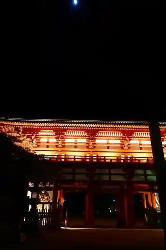 壇上伽藍の山門・神門