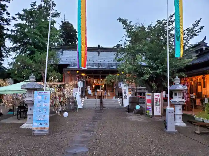 二柱神社の建物その他