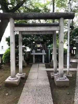 待乳山聖天(本龍院)の末社・摂社