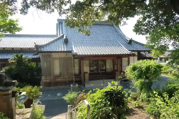 須弥寺(須彌寺)の本殿・本堂
