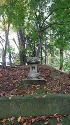 おさん稲荷神社の末社・摂社