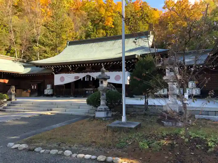 山梨縣護國神社の本殿・本堂