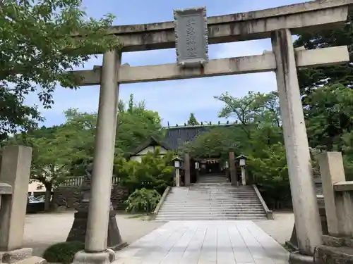 宇多須神社の鳥居