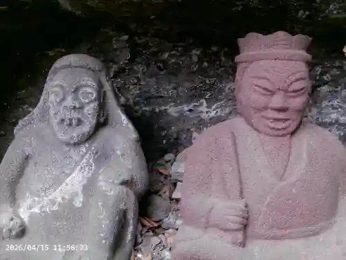 釋尊寺の{uncategorized: "未分類", other: "その他", undefined: "問題あり", building: "その他建物", grave: "お墓", sacred_gate: "鳥居", guardian: "狛犬", statue: "像", buddha: "仏像", history: "歴史", nature: "自然", garden: "庭園", animal: "動物", pagoda: "塔", temizu: "手水舎", mountain_gate: "山門・神門", sanctuary: "本殿・本堂", subordinate: "末社・摂社", art: "芸術", scenery: "景色", jizo: "地蔵", ema: "絵馬", goshuin: "御朱印", omikuji: "おみくじ", items: "授与品その他", amulet: "お守り", goshuincho: "御朱印帳", eats: "食事", festival: "お祭り", votive_dance: "神楽", shichigosan: "七五三参", wedding: "結婚式", experience: "体験その他", initially: "初詣", around: "周辺", anti_infection: "感染症対策"}