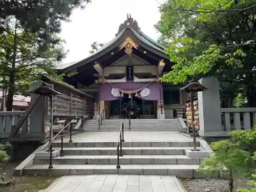 彌彦神社　(伊夜日子神社)の本殿・本堂