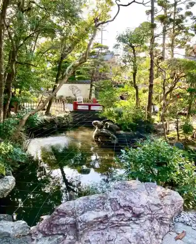 猿田彦神社の{uncategorized: "未分類", other: "その他", undefined: "問題あり", building: "その他建物", grave: "お墓", sacred_gate: "鳥居", guardian: "狛犬", statue: "像", buddha: "仏像", history: "歴史", nature: "自然", garden: "庭園", animal: "動物", pagoda: "塔", temizu: "手水舎", mountain_gate: "山門・神門", sanctuary: "本殿・本堂", subordinate: "末社・摂社", art: "芸術", scenery: "景色", jizo: "地蔵", ema: "絵馬", goshuin: "御朱印", omikuji: "おみくじ", items: "授与品その他", amulet: "お守り", goshuincho: "御朱印帳", eats: "食事", festival: "お祭り", votive_dance: "神楽", shichigosan: "七五三参", wedding: "結婚式", experience: "体験その他", initially: "初詣", around: "周辺", anti_infection: "感染症対策"}