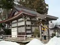 弁財天白龍王大権現の{uncategorized: "未分類", other: "その他", undefined: "問題あり", building: "その他建物", grave: "お墓", sacred_gate: "鳥居", guardian: "狛犬", statue: "像", buddha: "仏像", history: "歴史", nature: "自然", garden: "庭園", animal: "動物", pagoda: "塔", temizu: "手水舎", mountain_gate: "山門・神門", sanctuary: "本殿・本堂", subordinate: "末社・摂社", art: "芸術", scenery: "景色", jizo: "地蔵", ema: "絵馬", goshuin: "御朱印", omikuji: "おみくじ", items: "授与品その他", amulet: "お守り", goshuincho: "御朱印帳", eats: "食事", festival: "お祭り", votive_dance: "神楽", shichigosan: "七五三参", wedding: "結婚式", experience: "体験その他", initially: "初詣", around: "周辺", anti_infection: "感染症対策"}