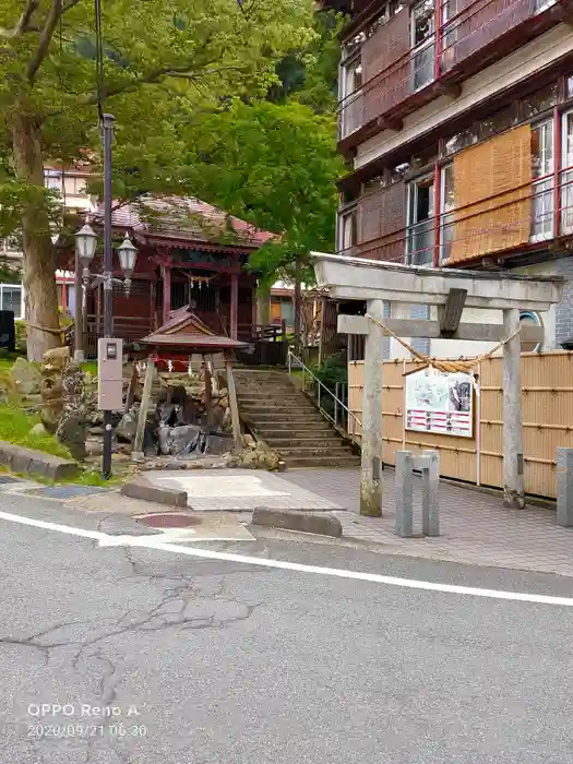 湯前神社の建物その他