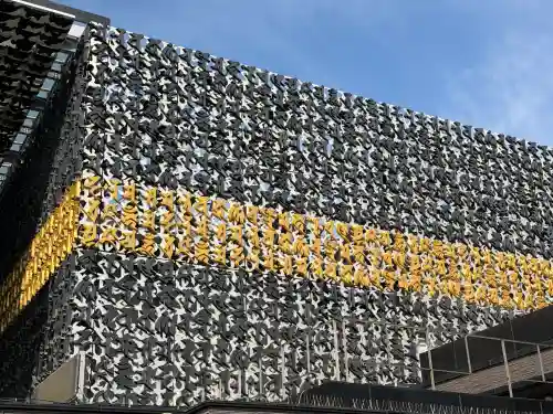 成田山深川不動堂（新勝寺東京別院）の{uncategorized: "未分類", other: "その他", undefined: "問題あり", building: "その他建物", grave: "お墓", sacred_gate: "鳥居", guardian: "狛犬", statue: "像", buddha: "仏像", history: "歴史", nature: "自然", garden: "庭園", animal: "動物", pagoda: "塔", temizu: "手水舎", mountain_gate: "山門・神門", sanctuary: "本殿・本堂", subordinate: "末社・摂社", art: "芸術", scenery: "景色", jizo: "地蔵", ema: "絵馬", goshuin: "御朱印", omikuji: "おみくじ", items: "授与品その他", amulet: "お守り", goshuincho: "御朱印帳", eats: "食事", festival: "お祭り", votive_dance: "神楽", shichigosan: "七五三参", wedding: "結婚式", experience: "体験その他", initially: "初詣", around: "周辺", anti_infection: "感染症対策"}