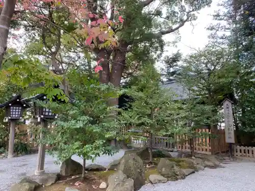 伊勢山皇大神宮の庭園