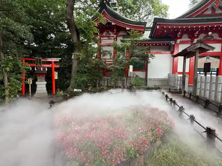 川越八幡宮の{uncategorized: "未分類", other: "その他", undefined: "問題あり", building: "その他建物", grave: "お墓", sacred_gate: "鳥居", guardian: "狛犬", statue: "像", buddha: "仏像", history: "歴史", nature: "自然", garden: "庭園", animal: "動物", pagoda: "塔", temizu: "手水舎", mountain_gate: "山門・神門", sanctuary: "本殿・本堂", subordinate: "末社・摂社", art: "芸術", scenery: "景色", jizo: "地蔵", ema: "絵馬", goshuin: "御朱印", omikuji: "おみくじ", items: "授与品その他", amulet: "お守り", goshuincho: "御朱印帳", eats: "食事", festival: "お祭り", votive_dance: "神楽", shichigosan: "七五三参", wedding: "結婚式", experience: "体験その他", initially: "初詣", around: "周辺", anti_infection: "感染症対策"}