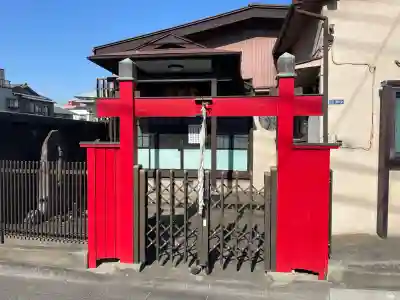 十条聖観音堂の{uncategorized: "未分類", other: "その他", undefined: "問題あり", building: "その他建物", grave: "お墓", sacred_gate: "鳥居", guardian: "狛犬", statue: "像", buddha: "仏像", history: "歴史", nature: "自然", garden: "庭園", animal: "動物", pagoda: "塔", temizu: "手水舎", mountain_gate: "山門・神門", sanctuary: "本殿・本堂", subordinate: "末社・摂社", art: "芸術", scenery: "景色", jizo: "地蔵", ema: "絵馬", goshuin: "御朱印", omikuji: "おみくじ", items: "授与品その他", amulet: "お守り", goshuincho: "御朱印帳", eats: "食事", festival: "お祭り", votive_dance: "神楽", shichigosan: "七五三参", wedding: "結婚式", experience: "体験その他", initially: "初詣", around: "周辺", anti_infection: "感染症対策"}