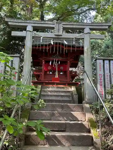 高尾山薬王院の末社・摂社