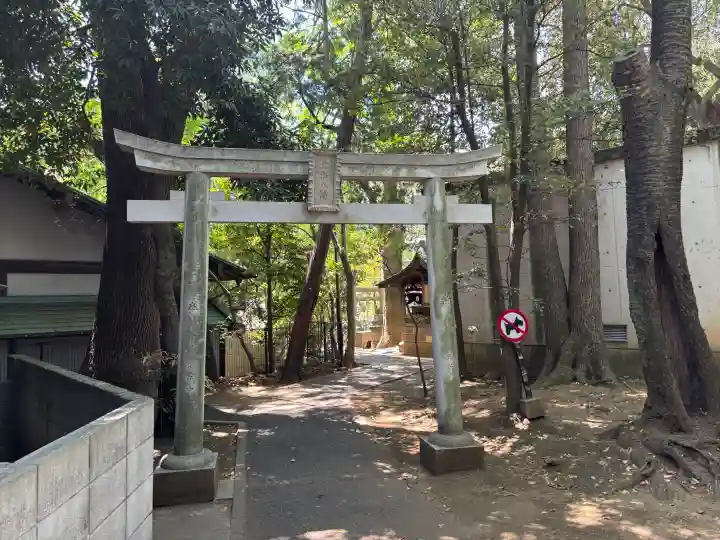 北澤八幡神社の{uncategorized: "未分類", other: "その他", undefined: "問題あり", building: "その他建物", grave: "お墓", sacred_gate: "鳥居", guardian: "狛犬", statue: "像", buddha: "仏像", history: "歴史", nature: "自然", garden: "庭園", animal: "動物", pagoda: "塔", temizu: "手水舎", mountain_gate: "山門・神門", sanctuary: "本殿・本堂", subordinate: "末社・摂社", art: "芸術", scenery: "景色", jizo: "地蔵", ema: "絵馬", goshuin: "御朱印", omikuji: "おみくじ", items: "授与品その他", amulet: "お守り", goshuincho: "御朱印帳", eats: "食事", festival: "お祭り", votive_dance: "神楽", shichigosan: "七五三参", wedding: "結婚式", experience: "体験その他", initially: "初詣", around: "周辺", anti_infection: "感染症対策"}