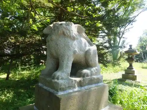 角田神社の狛犬