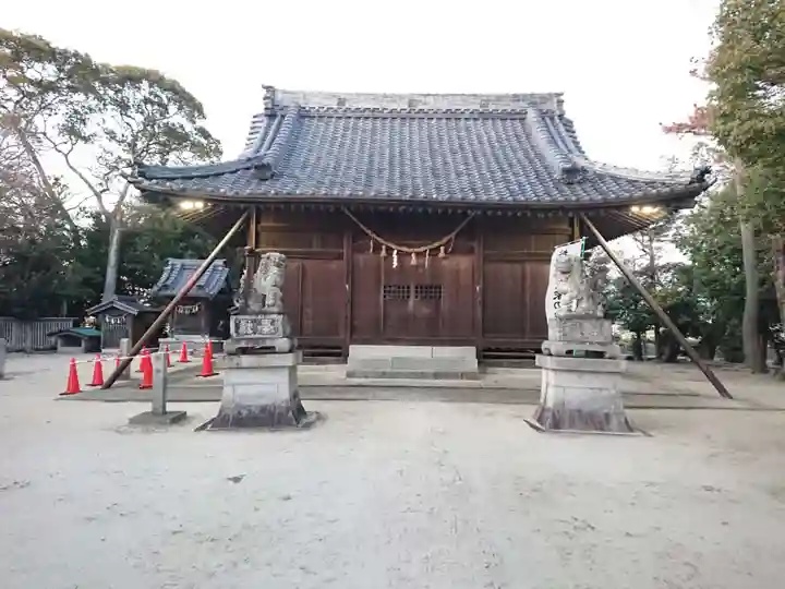 針曽根八幡社の本殿・本堂