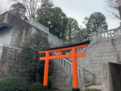 穴八幡宮の鳥居