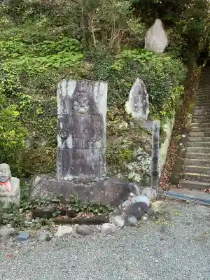 稱名寺（称名寺）の{uncategorized: "未分類", other: "その他", undefined: "問題あり", building: "その他建物", grave: "お墓", sacred_gate: "鳥居", guardian: "狛犬", statue: "像", buddha: "仏像", history: "歴史", nature: "自然", garden: "庭園", animal: "動物", pagoda: "塔", temizu: "手水舎", mountain_gate: "山門・神門", sanctuary: "本殿・本堂", subordinate: "末社・摂社", art: "芸術", scenery: "景色", jizo: "地蔵", ema: "絵馬", goshuin: "御朱印", omikuji: "おみくじ", items: "授与品その他", amulet: "お守り", goshuincho: "御朱印帳", eats: "食事", festival: "お祭り", votive_dance: "神楽", shichigosan: "七五三参", wedding: "結婚式", experience: "体験その他", initially: "初詣", around: "周辺", anti_infection: "感染症対策"}