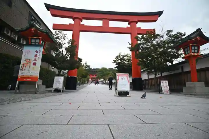 伏見稲荷大社(京都府)