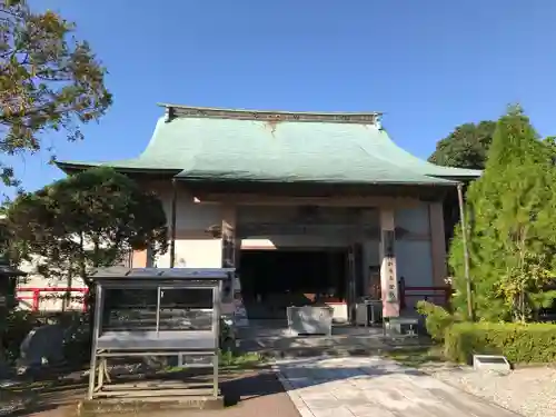 種間寺の本殿