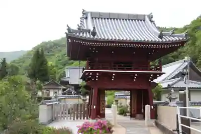 大日寺の山門・神門
