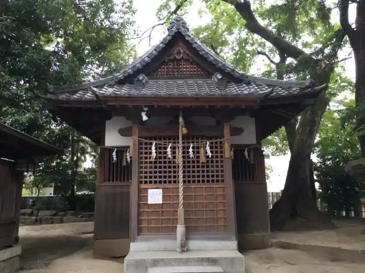 梶無神社の末社・摂社