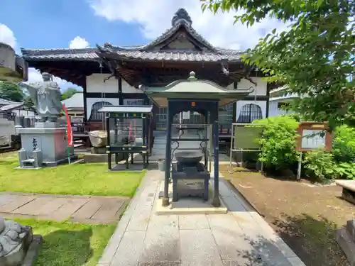 妙建寺の本殿・本堂