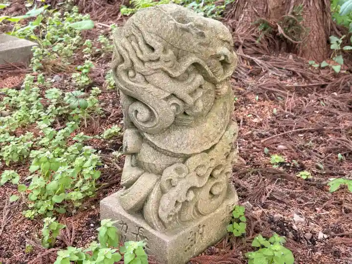 白藤神社の{uncategorized: "未分類", other: "その他", undefined: "問題あり", building: "その他建物", grave: "お墓", sacred_gate: "鳥居", guardian: "狛犬", statue: "像", buddha: "仏像", history: "歴史", nature: "自然", garden: "庭園", animal: "動物", pagoda: "塔", temizu: "手水舎", mountain_gate: "山門・神門", sanctuary: "本殿・本堂", subordinate: "末社・摂社", art: "芸術", scenery: "景色", jizo: "地蔵", ema: "絵馬", goshuin: "御朱印", omikuji: "おみくじ", items: "授与品その他", amulet: "お守り", goshuincho: "御朱印帳", eats: "食事", festival: "お祭り", votive_dance: "神楽", shichigosan: "七五三参", wedding: "結婚式", experience: "体験その他", initially: "初詣", around: "周辺", anti_infection: "感染症対策"}