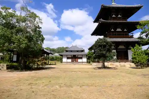 法起寺のその他建物