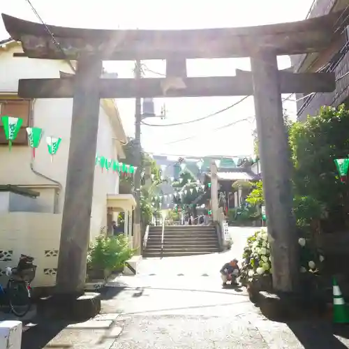 白山神社の鳥居