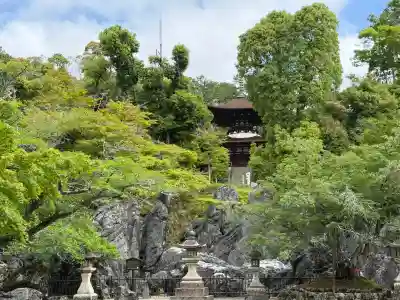 石山寺の{uncategorized: "未分類", other: "その他", undefined: "問題あり", building: "その他建物", grave: "お墓", sacred_gate: "鳥居", guardian: "狛犬", statue: "像", buddha: "仏像", history: "歴史", nature: "自然", garden: "庭園", animal: "動物", pagoda: "塔", temizu: "手水舎", mountain_gate: "山門・神門", sanctuary: "本殿・本堂", subordinate: "末社・摂社", art: "芸術", scenery: "景色", jizo: "地蔵", ema: "絵馬", goshuin: "御朱印", omikuji: "おみくじ", items: "授与品その他", amulet: "お守り", goshuincho: "御朱印帳", eats: "食事", festival: "お祭り", votive_dance: "神楽", shichigosan: "七五三参", wedding: "結婚式", experience: "体験その他", initially: "初詣", around: "周辺", anti_infection: "感染症対策"}