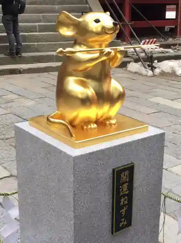 日光二荒山神社の狛犬