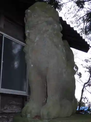 逢坂八幡神社の狛犬