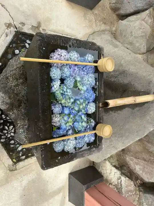 差出磯大嶽山神社 仕事と健康と厄よけの神さま(山梨県)