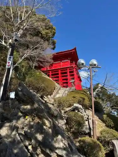 長勝寺(波切不動院)の{uncategorized: "未分類", other: "その他", undefined: "問題あり", building: "その他建物", grave: "お墓", sacred_gate: "鳥居", guardian: "狛犬", statue: "像", buddha: "仏像", history: "歴史", nature: "自然", garden: "庭園", animal: "動物", pagoda: "塔", temizu: "手水舎", mountain_gate: "山門・神門", sanctuary: "本殿・本堂", subordinate: "末社・摂社", art: "芸術", scenery: "景色", jizo: "地蔵", ema: "絵馬", goshuin: "御朱印", omikuji: "おみくじ", items: "授与品その他", amulet: "お守り", goshuincho: "御朱印帳", eats: "食事", festival: "お祭り", votive_dance: "神楽", shichigosan: "七五三参", wedding: "結婚式", experience: "体験その他", initially: "初詣", around: "周辺", anti_infection: "感染症対策"}