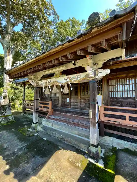 波佐美神社の本殿・本堂