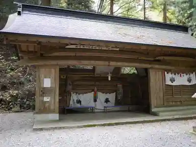 軍刀利神社のその他建物