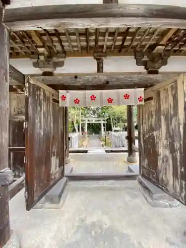 大野神社の山門・神門