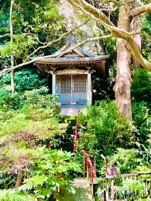 岩殿寺の{uncategorized: "未分類", other: "その他", undefined: "問題あり", building: "その他建物", grave: "お墓", sacred_gate: "鳥居", guardian: "狛犬", statue: "像", buddha: "仏像", history: "歴史", nature: "自然", garden: "庭園", animal: "動物", pagoda: "塔", temizu: "手水舎", mountain_gate: "山門・神門", sanctuary: "本殿・本堂", subordinate: "末社・摂社", art: "芸術", scenery: "景色", jizo: "地蔵", ema: "絵馬", goshuin: "御朱印", omikuji: "おみくじ", items: "授与品その他", amulet: "お守り", goshuincho: "御朱印帳", eats: "食事", festival: "お祭り", votive_dance: "神楽", shichigosan: "七五三参", wedding: "結婚式", experience: "体験その他", initially: "初詣", around: "周辺", anti_infection: "感染症対策"}