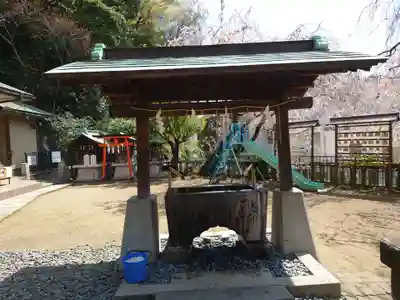 根岸八幡神社の手水舎